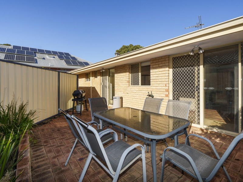 2/43 Sunbury Road, Victoria Park WA 6100