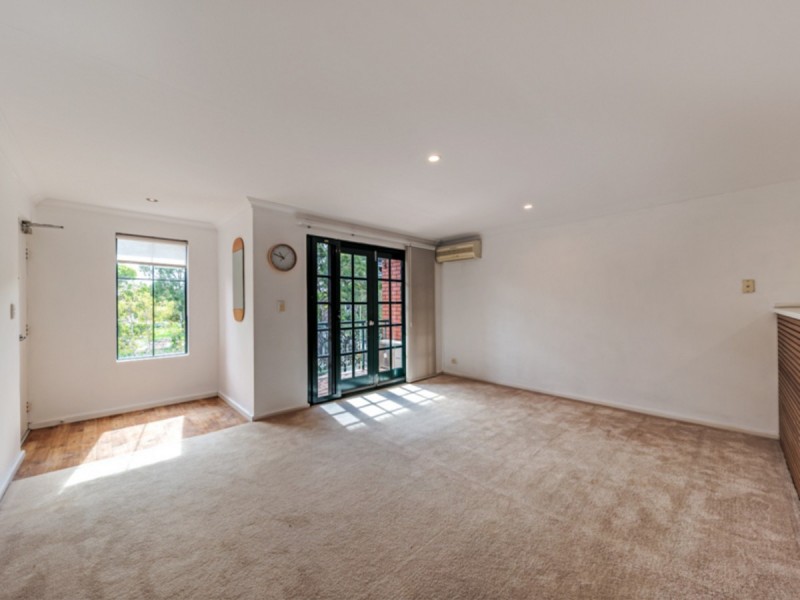 17/99 Wellington Street, East Perth WA 6004