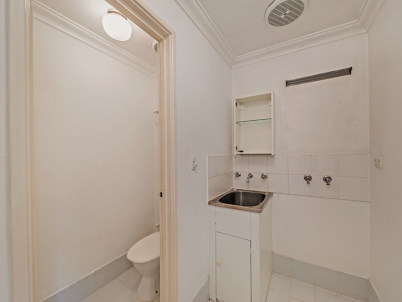 17/99 Wellington Street, East Perth WA 6004