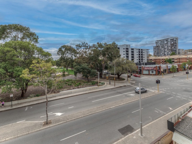 17/99 Wellington Street, East Perth WA 6004