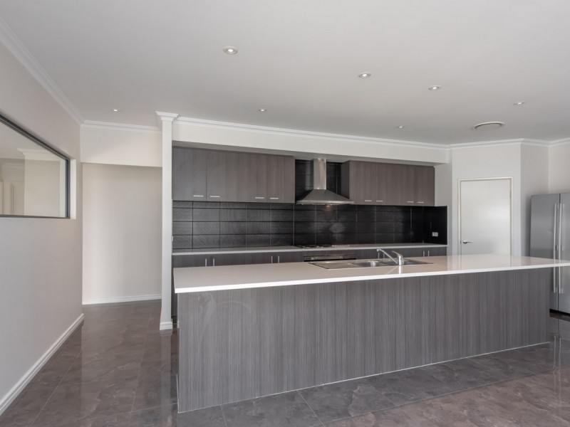 111 Barbarossa Drive, Caversham WA 6055