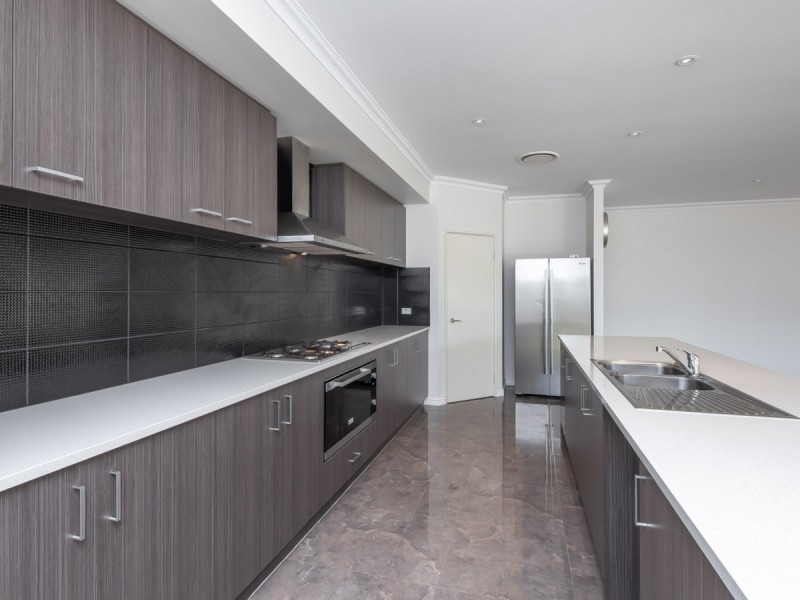 111 Barbarossa Drive, Caversham WA 6055