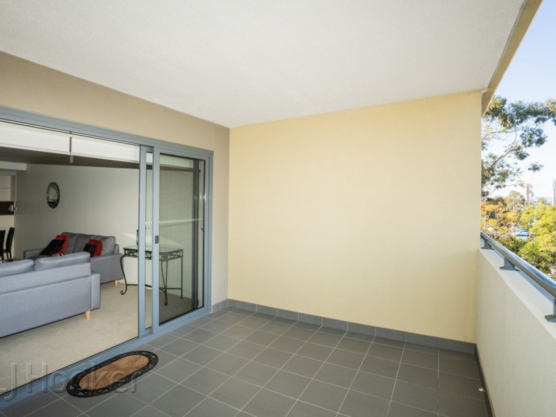 62/18 Wellington Street, East Perth WA 6004