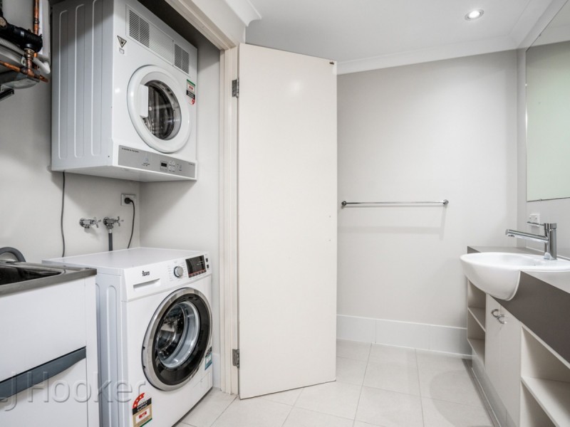 62/18 Wellington Street, East Perth WA 6004