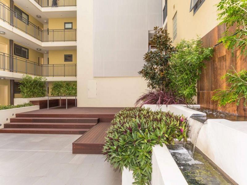 62/18 Wellington Street, East Perth WA 6004