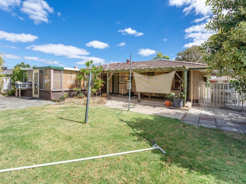 77 Alderley Square, Wilson WA 6107