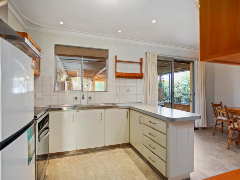 77 Alderley Square, Wilson WA 6107