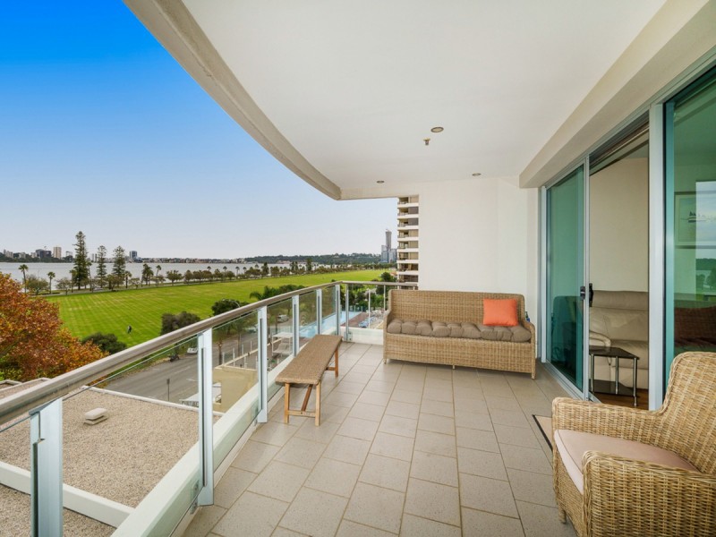 15/42 Terrace Road, East Perth WA 6004