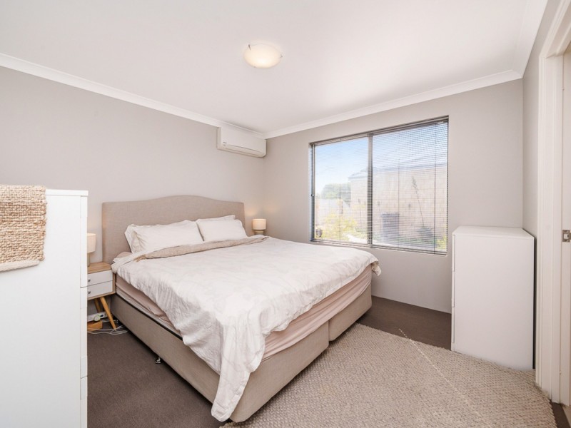 7B Lunar Way, Beckenham WA 6107