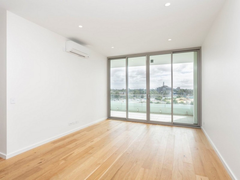 807/9 Tully Road, East Perth WA 6004