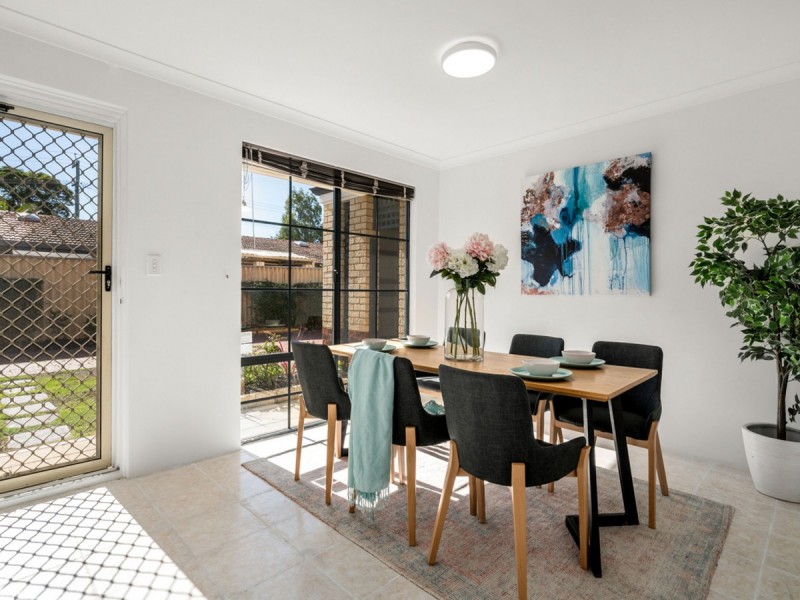 2/90 Edgecumbe Street, Como WA 6152