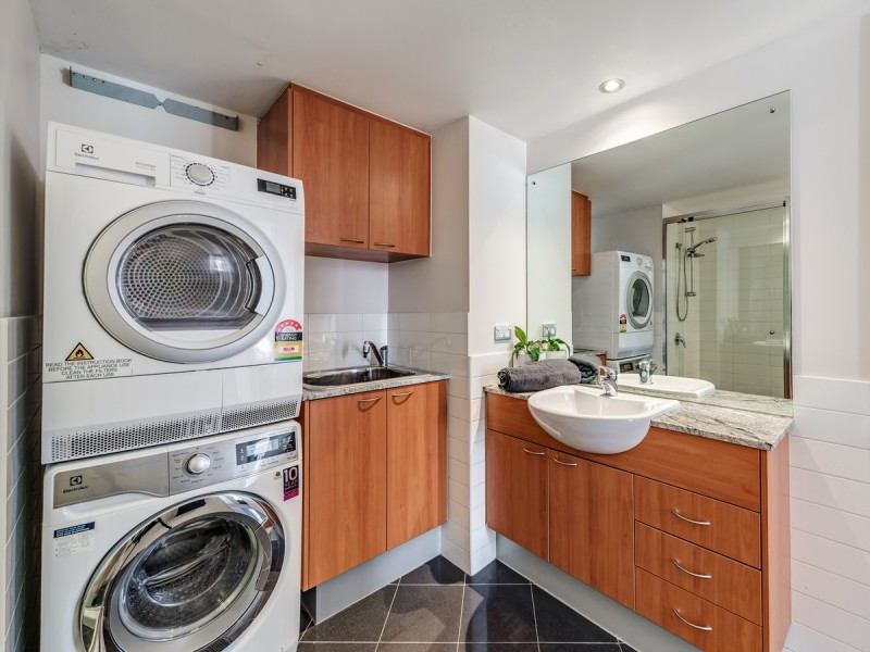 52/128 Adelaide Terrace, East Perth WA 6004