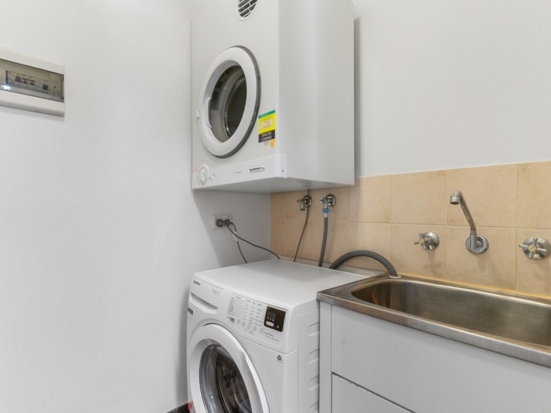 10/11 Regal Place, East Perth WA 6004