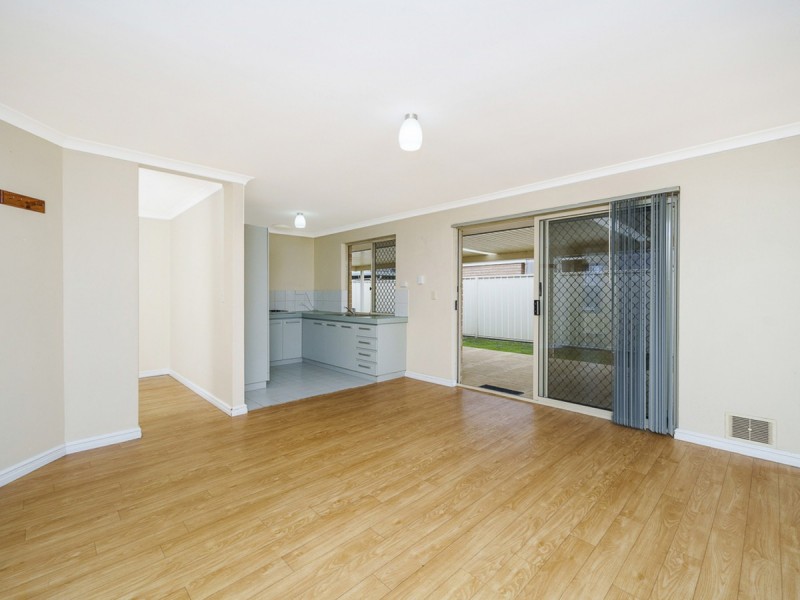 61/99 Stafford Road, Kenwick WA 6107