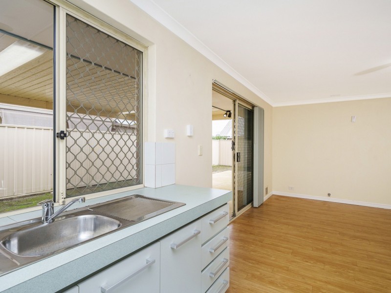 61/99 Stafford Road, Kenwick WA 6107