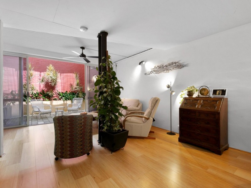 8 Little Brown Street, East Perth WA 6004