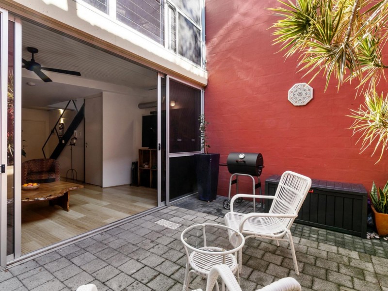 8 Little Brown Street, East Perth WA 6004