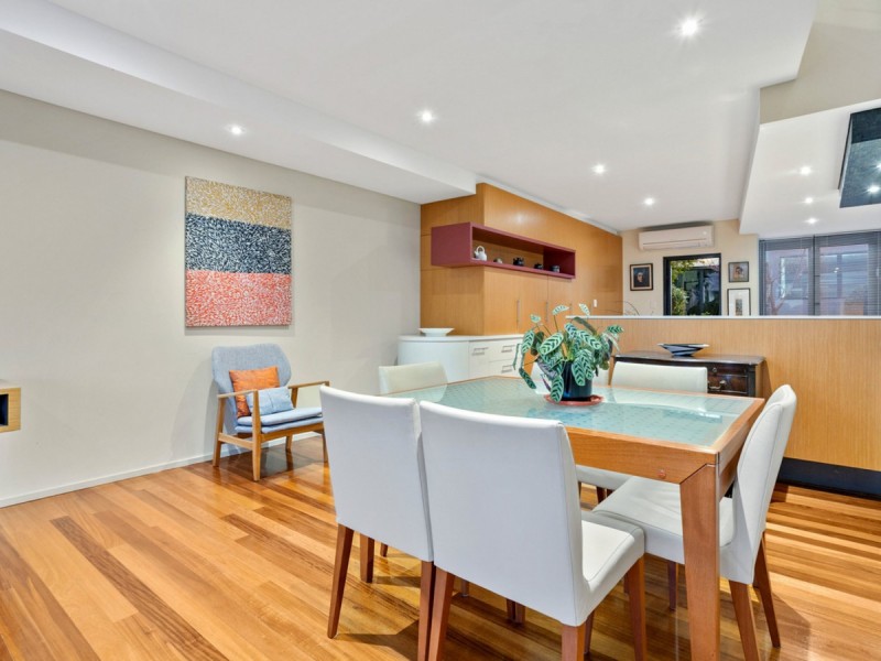 32 Henry Lawson Walk, East Perth WA 6004