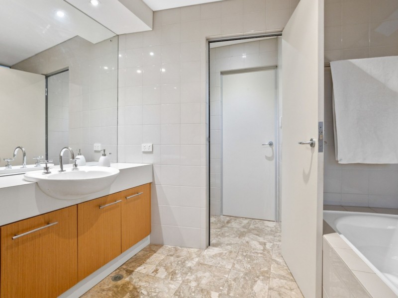 32 Henry Lawson Walk, East Perth WA 6004