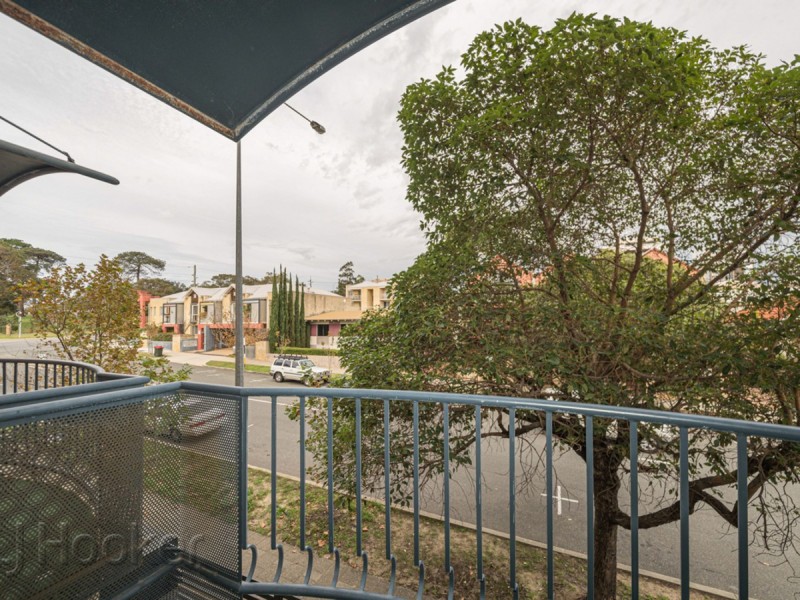34/11 Regal Place, East Perth WA 6004