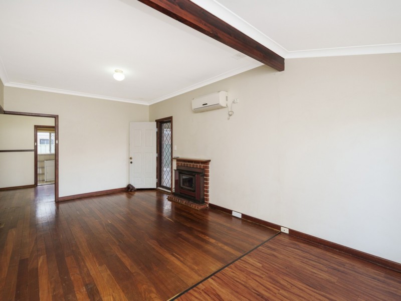 15 Wade Street, Embleton WA 6062