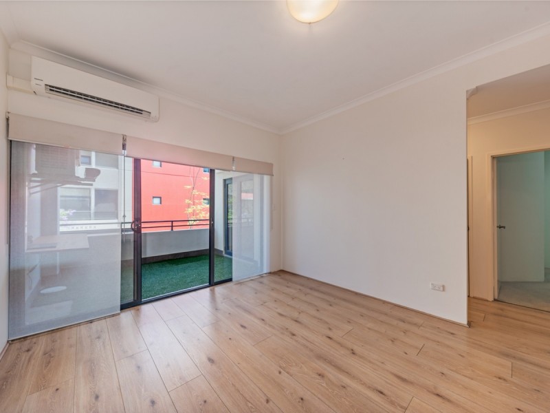 3/2 Pisconeri Street, Perth WA 6000