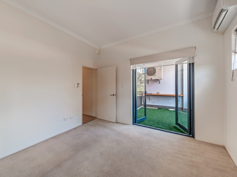 3/2 Pisconeri Street, Perth WA 6000