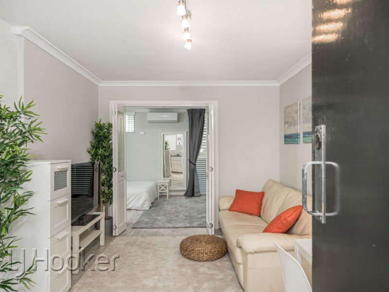 208/130A Mounts Bay Road, Perth WA 6000