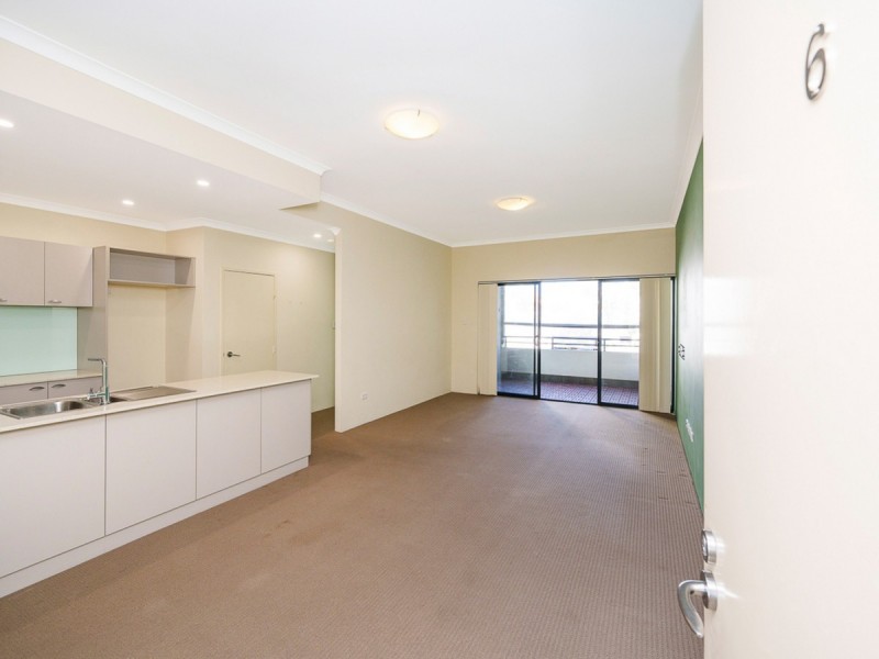 6/2 Pisconeri Street, Perth WA 6000