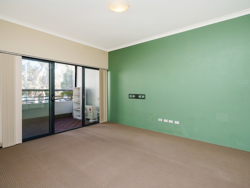 6/2 Pisconeri Street, Perth WA 6000