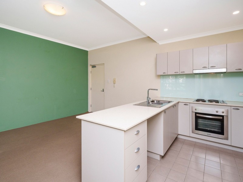 6/2 Pisconeri Street, Perth WA 6000