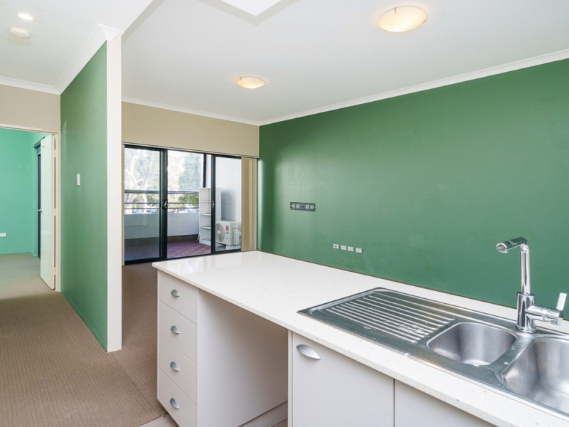 6/2 Pisconeri Street, Perth WA 6000