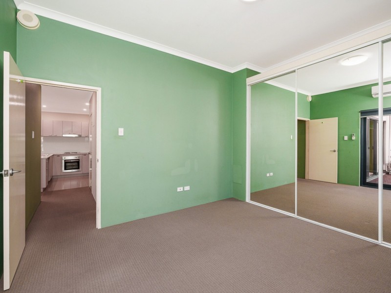 6/2 Pisconeri Street, Perth WA 6000