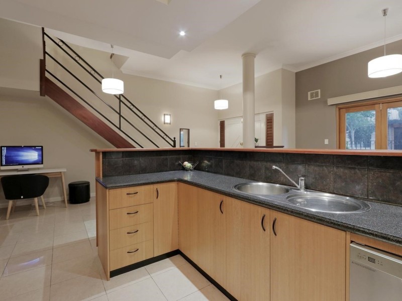 1A Haig Park Circle, East Perth WA 6004