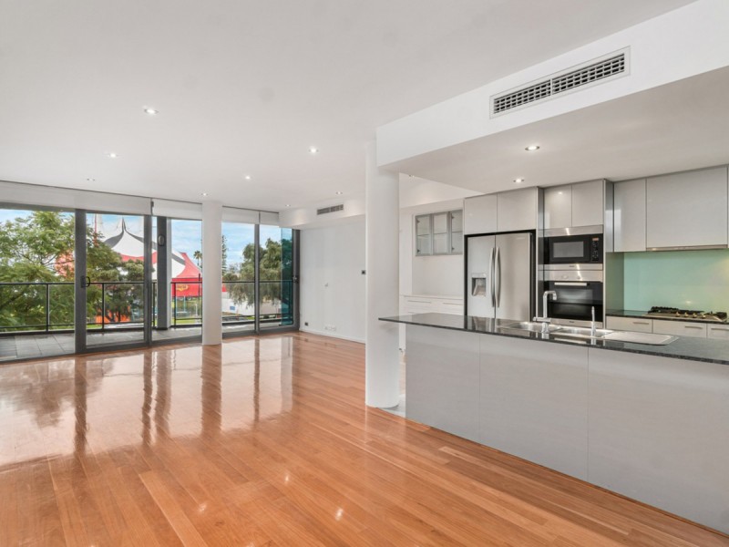 3/100 Terrace Road, East Perth WA 6004