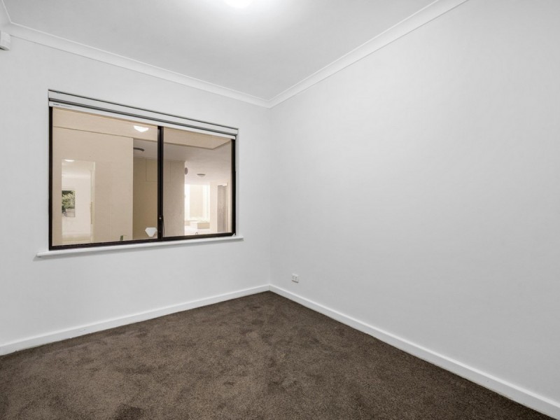 4/24 Constitution Street, East Perth WA 6004