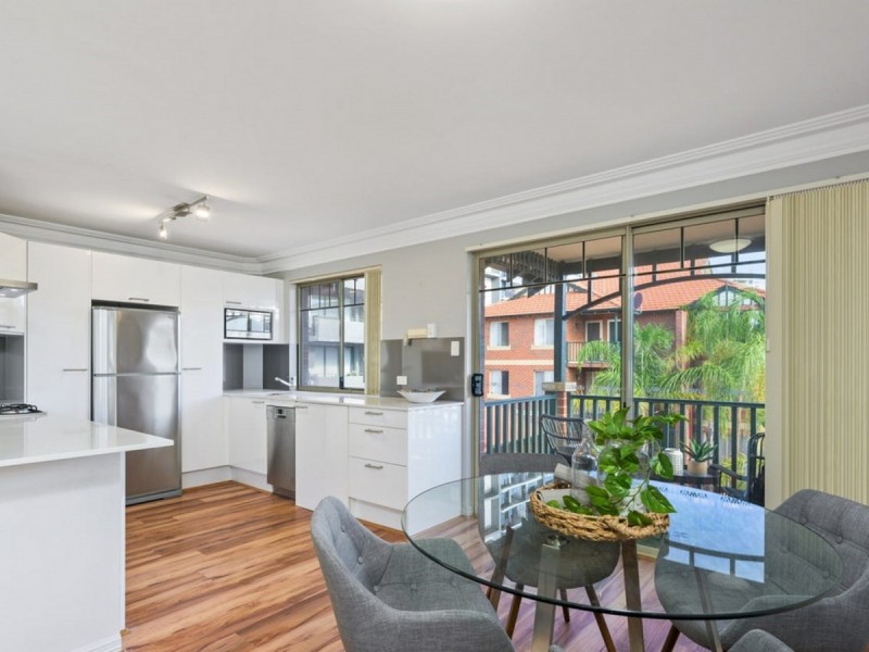 11/42 Bronte Street, East Perth WA 6004