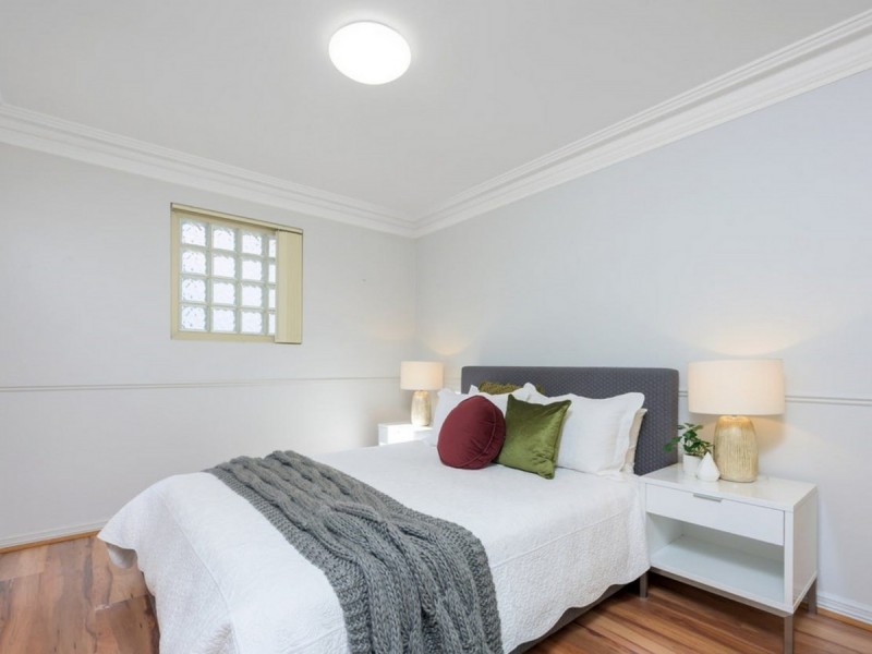 11/42 Bronte Street, East Perth WA 6004