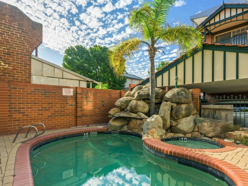 11/42 Bronte Street, East Perth WA 6004