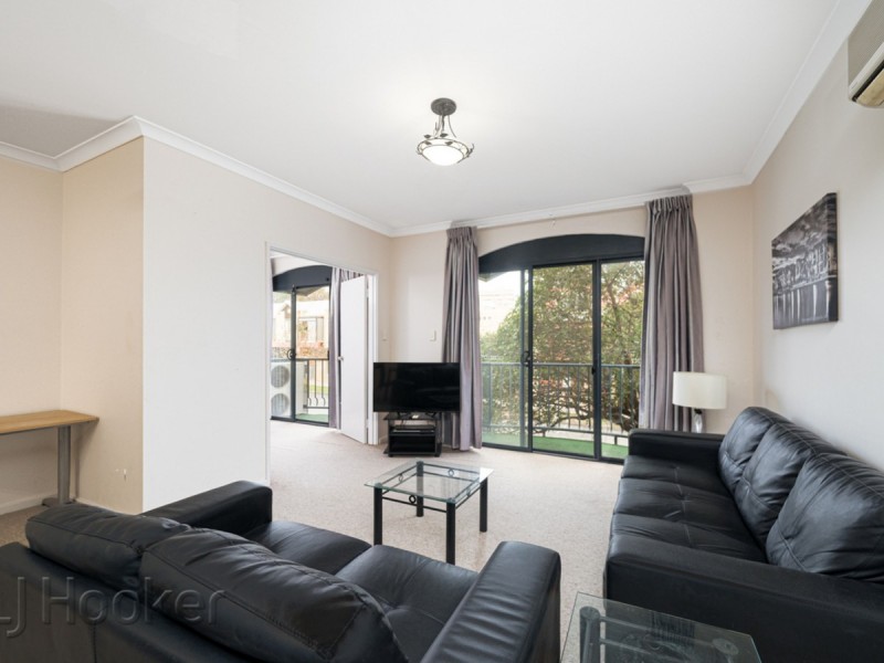 34/11 Regal Place, East Perth WA 6004