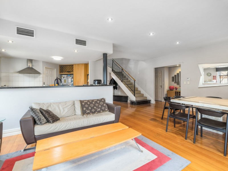 17 Old Belvidere Promenade, East Perth WA 6004