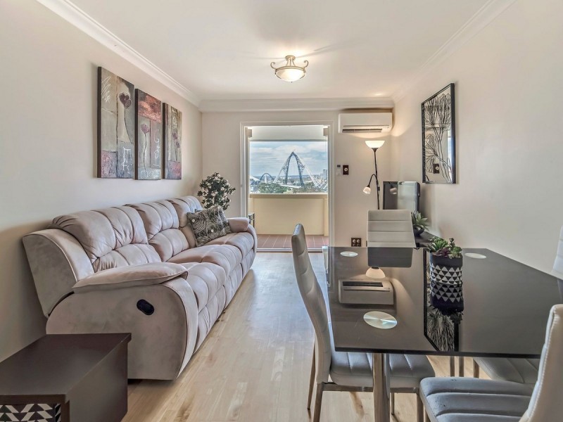 33/22 Nile Street, East Perth WA 6004