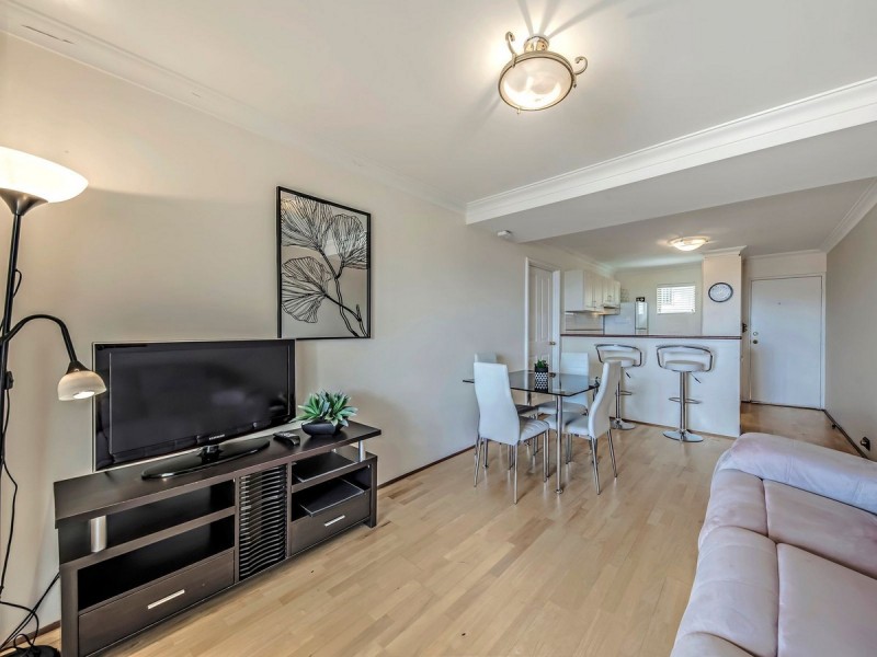 33/22 Nile Street, East Perth WA 6004