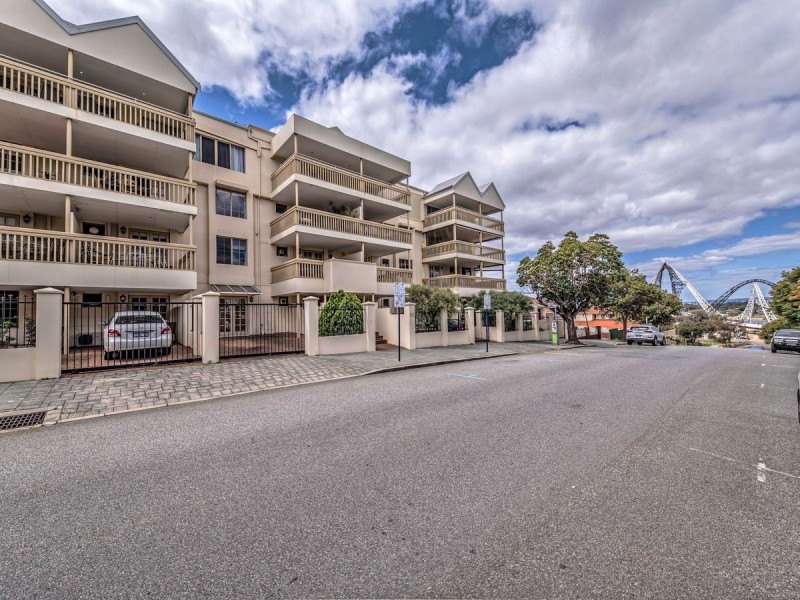 33/22 Nile Street, East Perth WA 6004