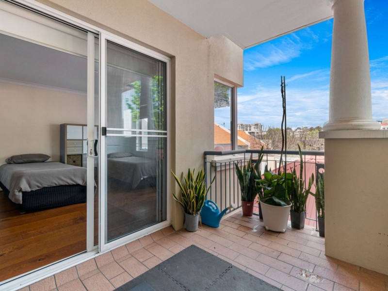 2/41 Brown Street, East Perth WA 6004