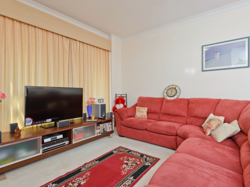 8/11 Regal Place, East Perth WA 6004