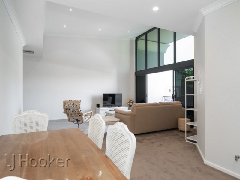 24/118 Royal Street, East Perth WA 6004