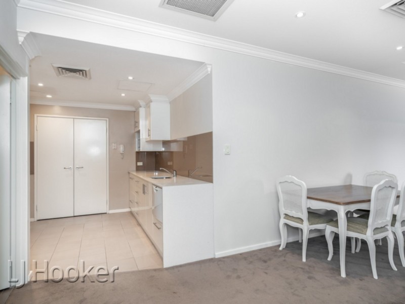 24/118 Royal Street, East Perth WA 6004