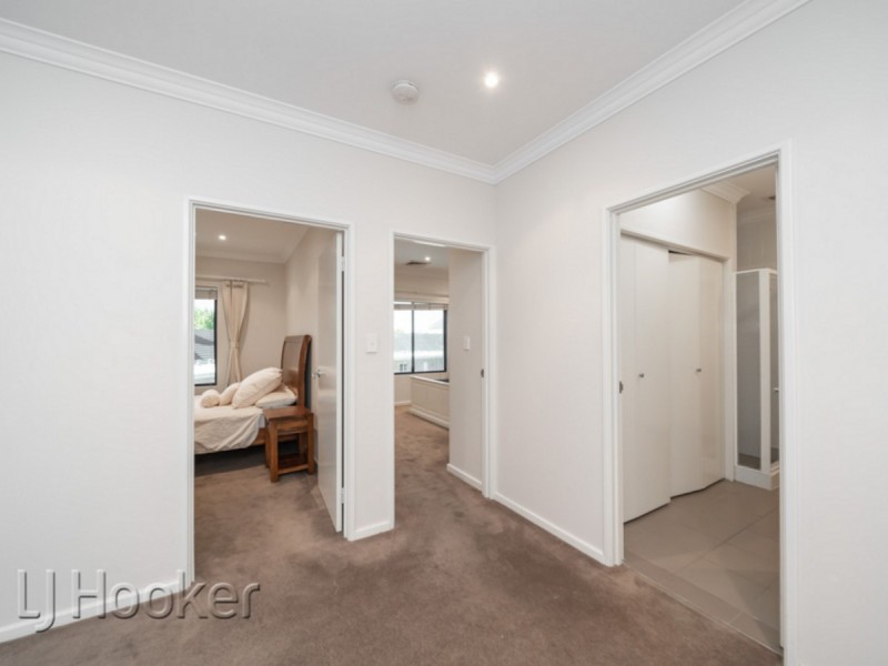 24/118 Royal Street, East Perth WA 6004