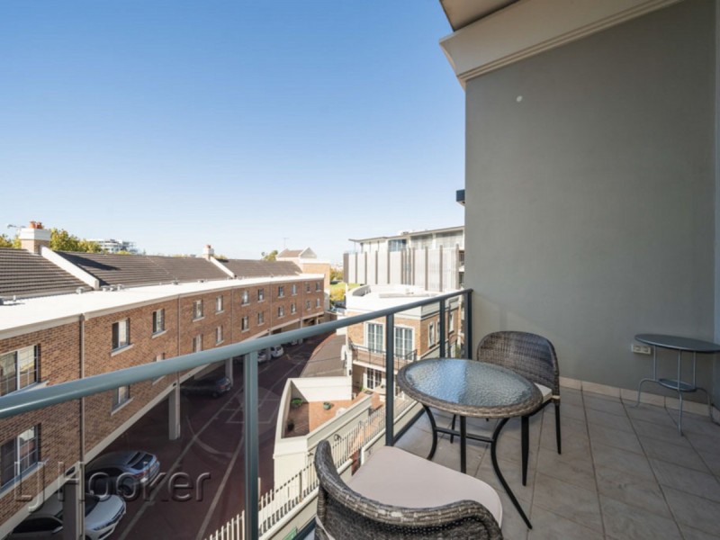 24/118 Royal Street, East Perth WA 6004